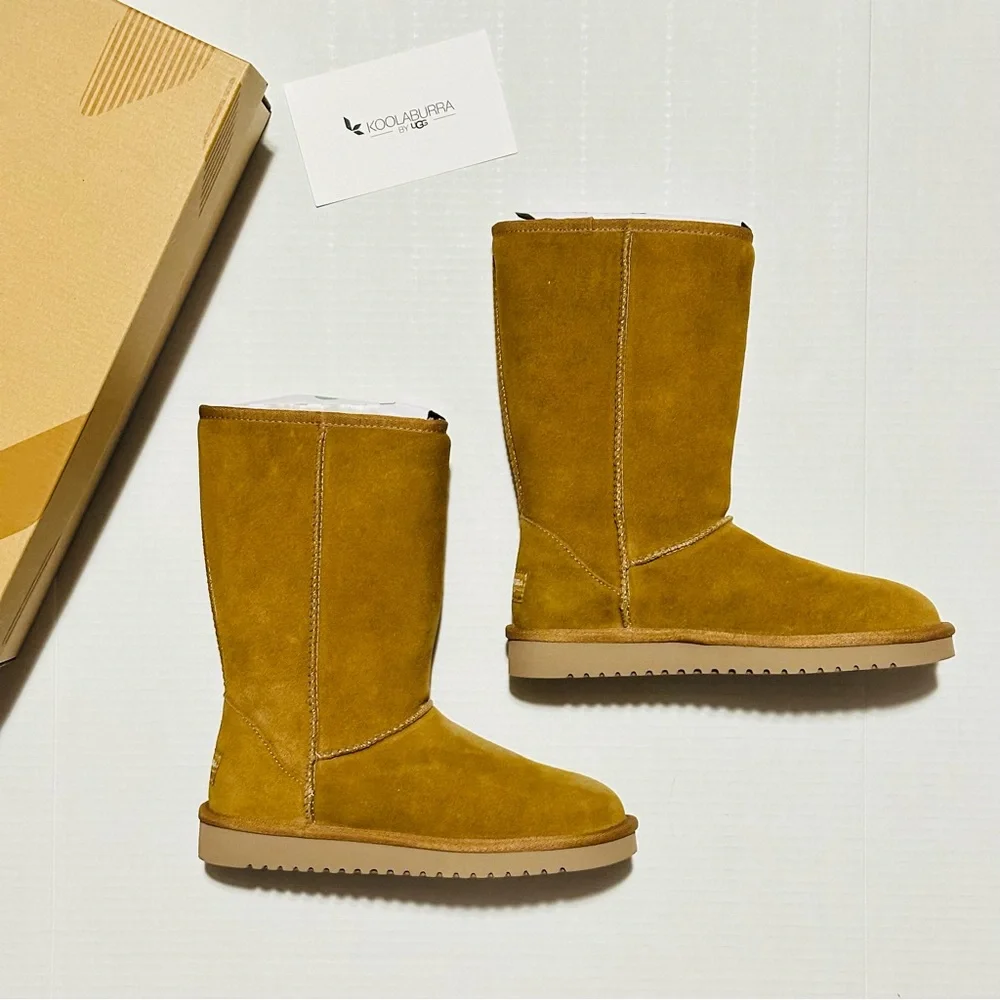 Koolaburra UGG Womens Koola Tall Boot Color Chesnut, Size 5 NEW